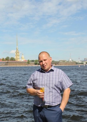 Артём из Пскова 43 года