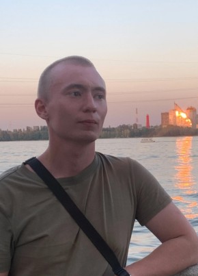 Вадим из Таганрога 23 года
