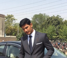 batman, 18, Lahore