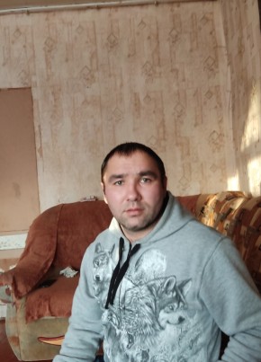 Иван, 39, Россия, Шумерля