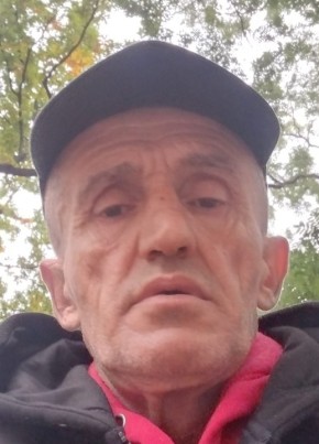 Василий, 54, Česká republika, Praha