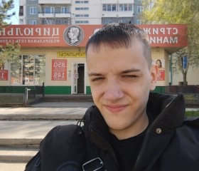 Илья, 22 года, Томск
