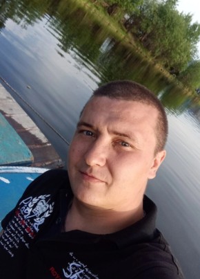 Анатолий, 32, Россия, Ленск
