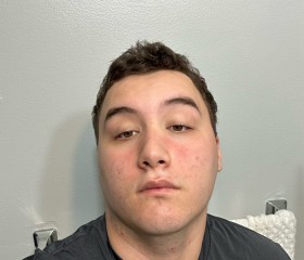 Javier, 21, Palm River-Clair Mel