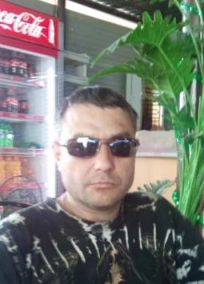 Aleksandr, 46, Россия, Алдан