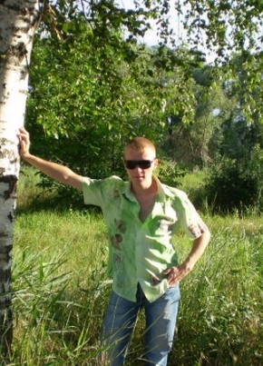 Максим, 41, Россия, Прохладный