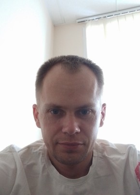 Денис, 33, Россия, Саратов