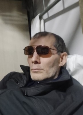 Али из أبوظبي 18 лет