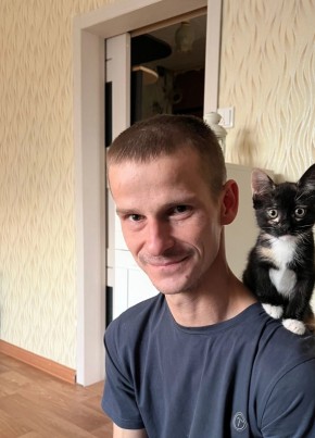 Антон из Тихвина 36 лет