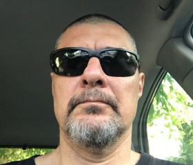 oleg, 55, Kaliningrad