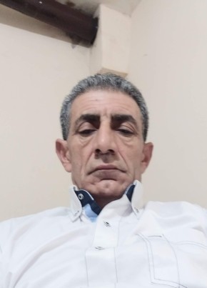 Hasan, 54, Türkiye Cumhuriyeti, İstanbul