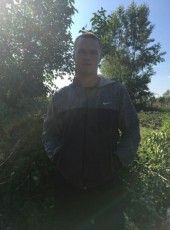 Artem, 27, Russia, Biysk