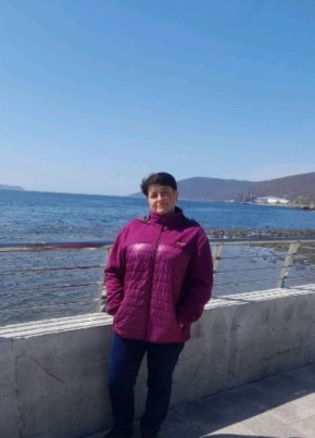 Таня, 47, Россия, Магадан