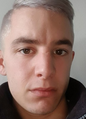 Kevin, 22, République Française, Mâcon