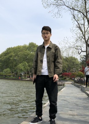 莫，, 35, 中华人民共和国, 中国上海