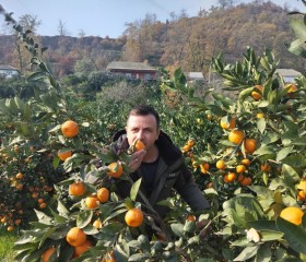 Leonid, 38, Yekaterinburg