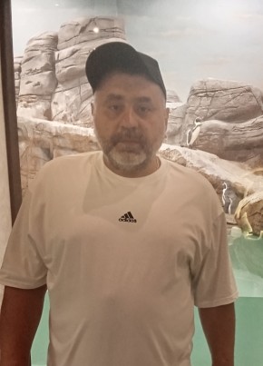Роман из Новосибирска 47 лет