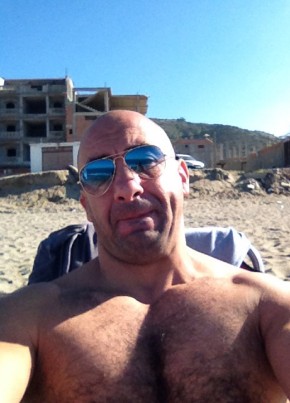 nounouking, 44, People’s Democratic Republic of Algeria, Bab Ezzouar