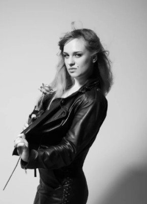 Агафья из Барнаула 32 года