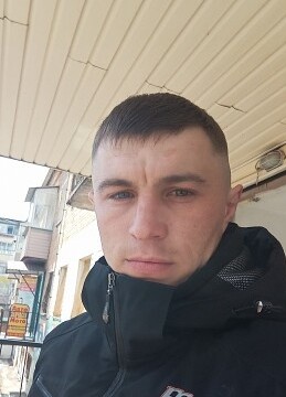 Макс, 25, Россия, Лесозаводск