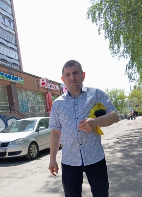 роман из Ижевска 50 лет
