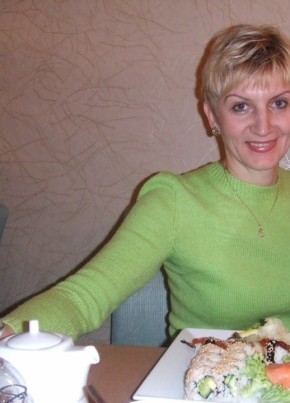Елена, 63, Россия, Балаклава