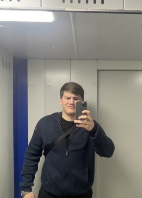 Александр из Курска 24 года