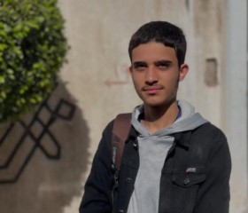 Ahmed, 22, Maksi