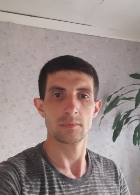 Александр, 34, Россия, Тобольск