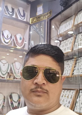 Luckey из Kathmandu 36 лет