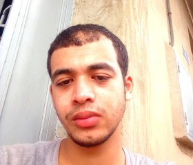 Younes, 24, Ech Chettia