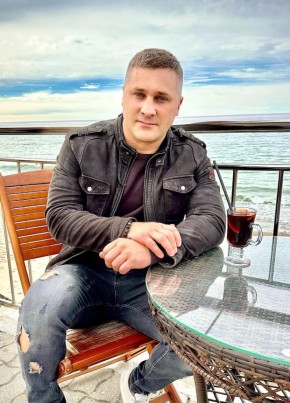 Александр из Кузнецка 52 года