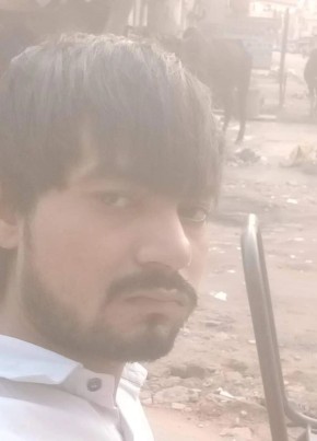 Sharuk Khan, 31, India, Delhi