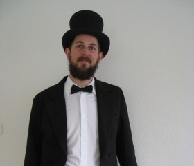 Anders Bachmann, 44, Vienna