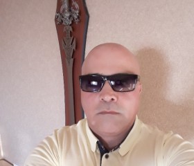 Azer, 56, Baku