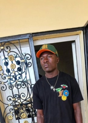 Zifu dompé из Yaoundé 21 год