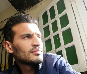 Mahmoud, 34, Al Mahallah al Kubra