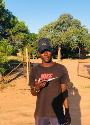 Kamo, 21, iRiphabhuliki yase Ningizimu Afrika, Phalaborwa