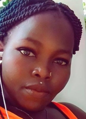 Yasmine, 29, République du Bénin, Cotonou