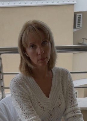 Лариса из Чехова 56 лет