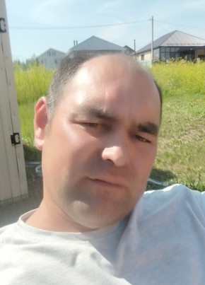 Александр из Бол.Кукмора 33 года