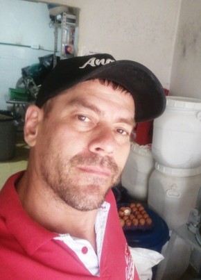 Andrés из Santiago de Cali 48 лет