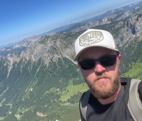 Ľubomír, 30, Prievidza