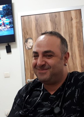 Yunus Emre, 44, Türkiye Cumhuriyeti, Kumru
