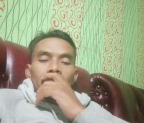 Tuky, 33, Yogyakarta