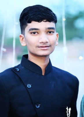 Krishh, 18, India, Pune