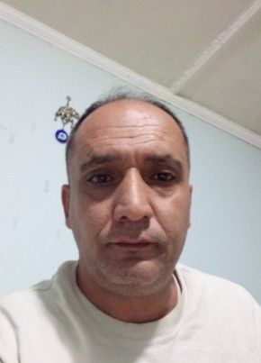 erdal Görmüş, 43, Türkiye Cumhuriyeti, İstanbul