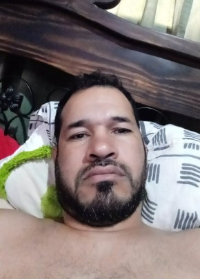 Diego Rodriguez , 42, República de Costa Rica, Ipís