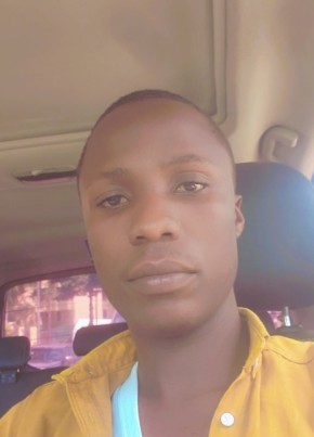 Raymon из Kampala 27 лет