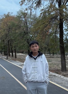 Ислам из Бишкека 18 лет